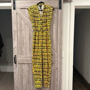 Like New Nooworks Dorcas Code Magic Suit, Medium